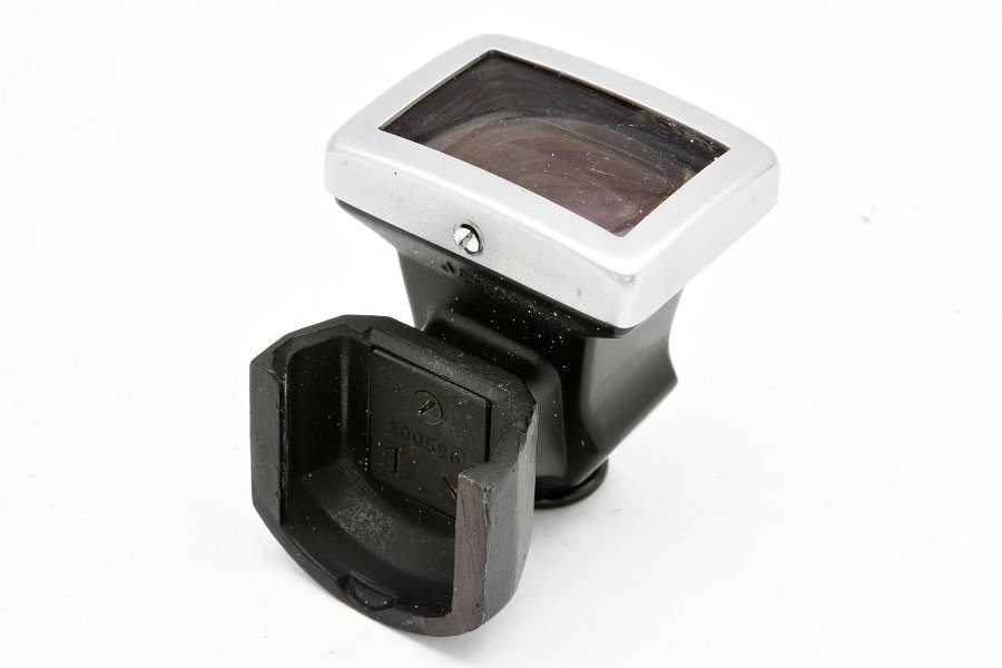 Copyright &copy; Richard de Stoutz 2016.