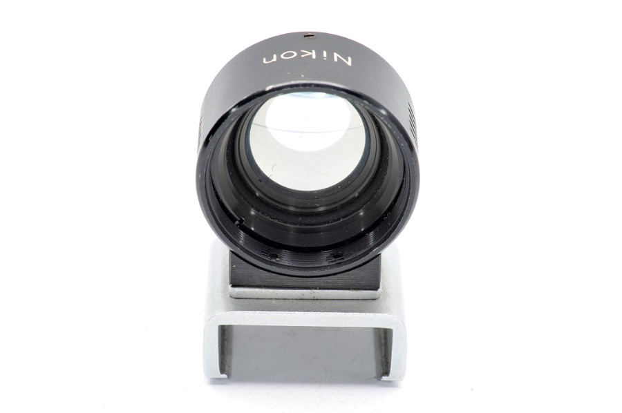 Copyright &copy; Richard de Stoutz 2010.