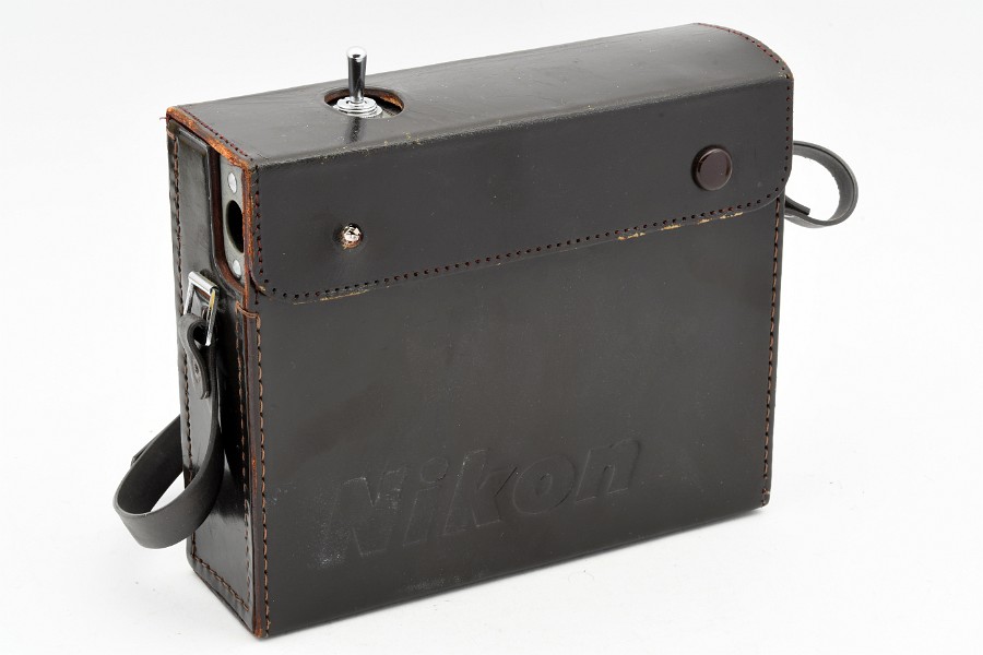 Copyright © Richard de Stoutz 2021.