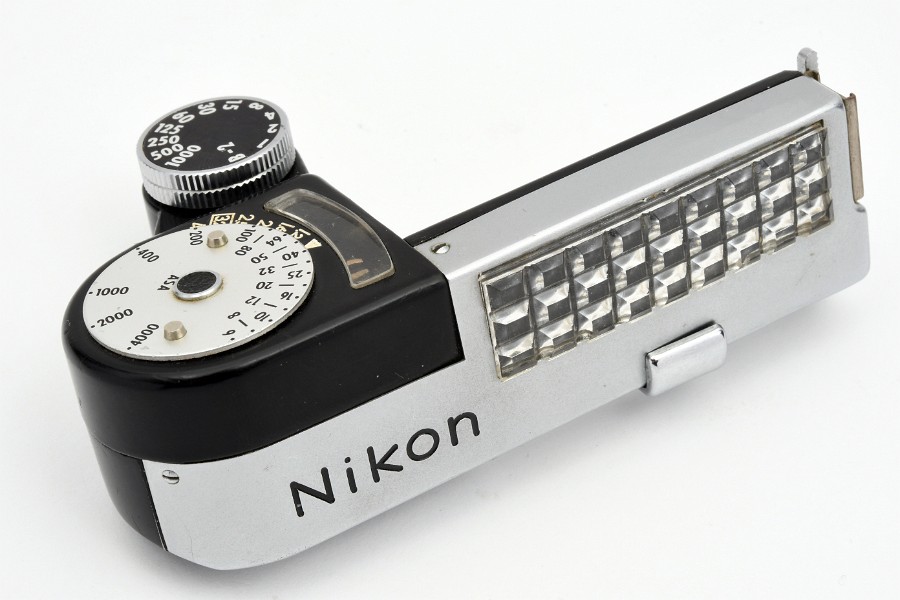 Copyright &copy; Richard de Stoutz 2023.