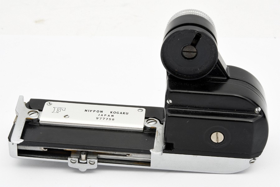 Copyright &copy; Richard de Stoutz 2023.