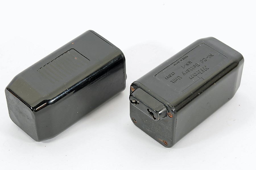 フィルムカメラ Ni-Cd BatteryUnit MN-1 QUICKCHARGER MH-1 フィルムカメラ Ni-Cd BatteryUnit MN-1 QUICKCHARGER MH-1 2pcs