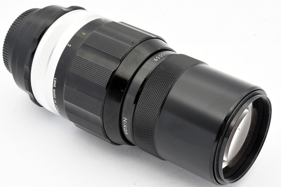 Copyright &copy; Richard de Stoutz 2021.