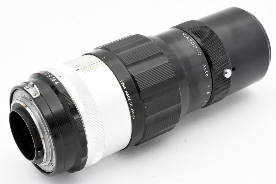 Copyright &copy; Richard de Stoutz 2021.