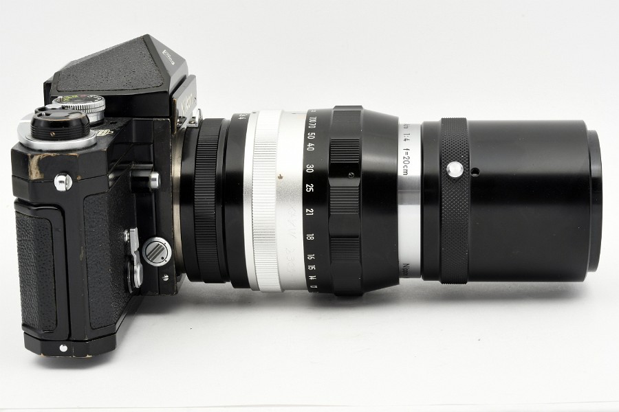 Copyright &copy; Richard de Stoutz 2023.