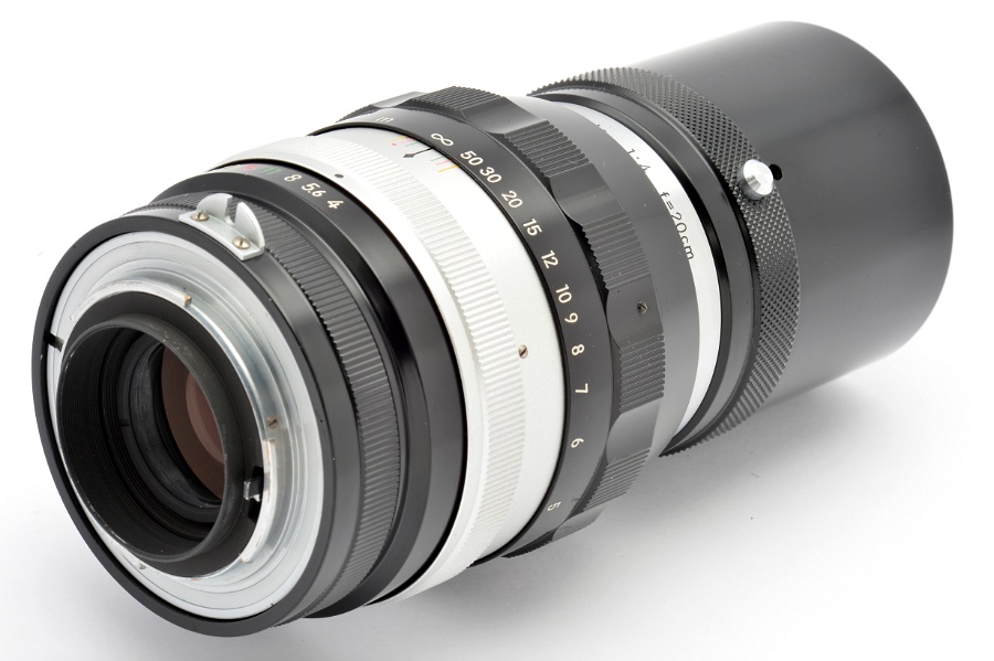 Copyright &copy; Richard de Stoutz 2012.