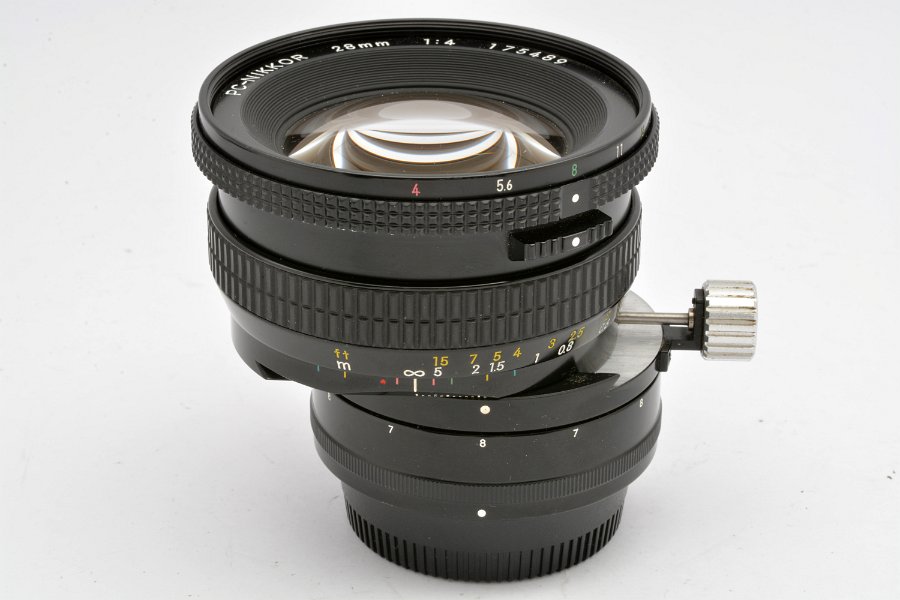 PC-NIKKOR 28mm 1:4 175489