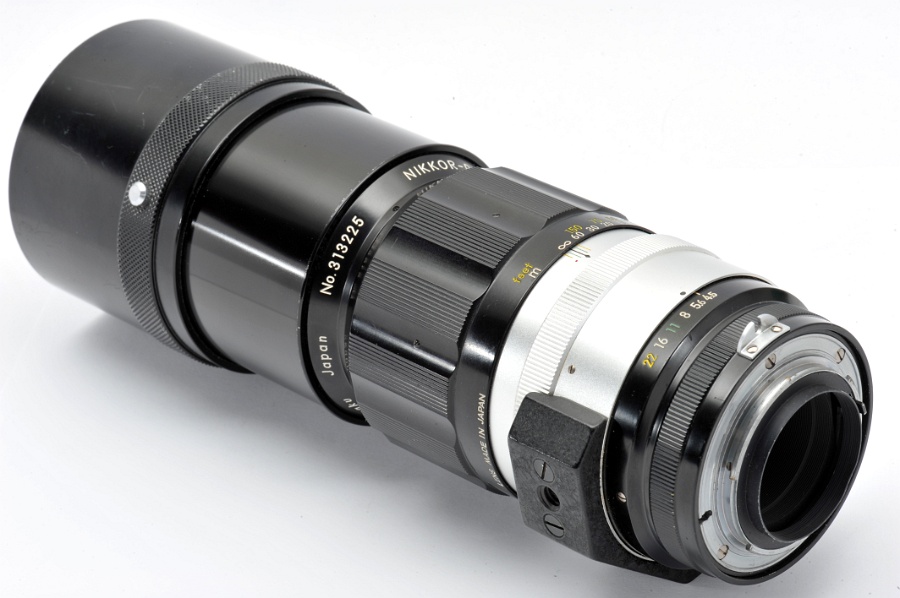 Copyright &copy; Richard de Stoutz 2010.