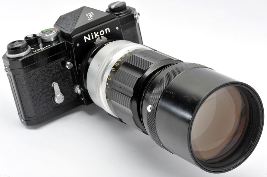 Copyright &copy; Richard de Stoutz 2010.