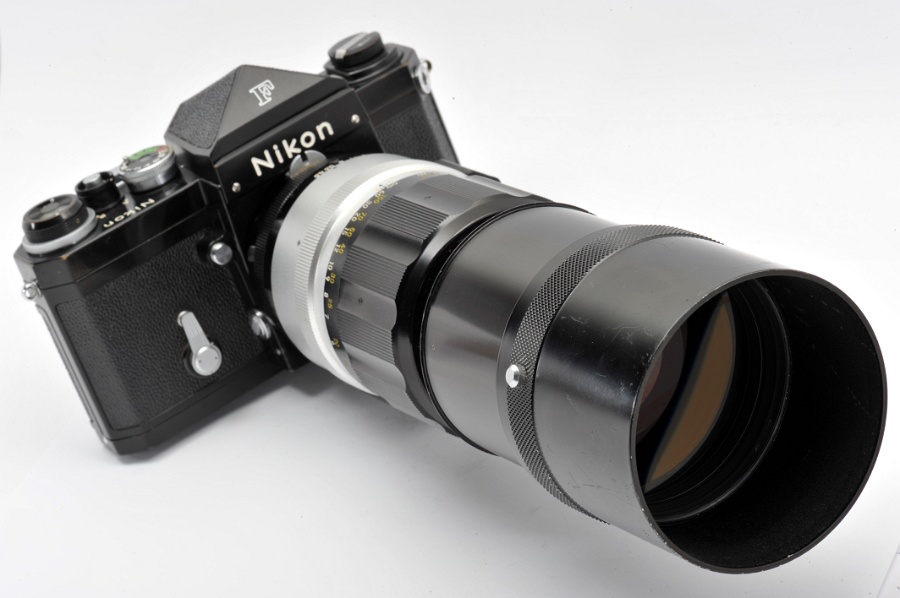 Copyright &copy; Richard de Stoutz 2010.