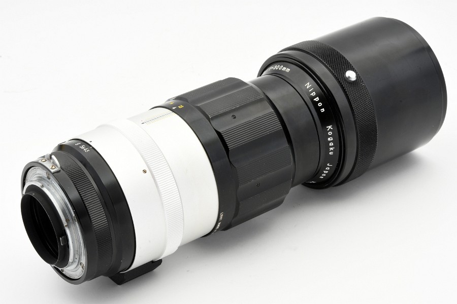 Copyright &copy; Richard de Stoutz 2022.