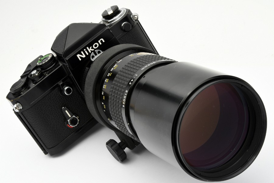 Copyright &copy; Richard de Stoutz 2023.