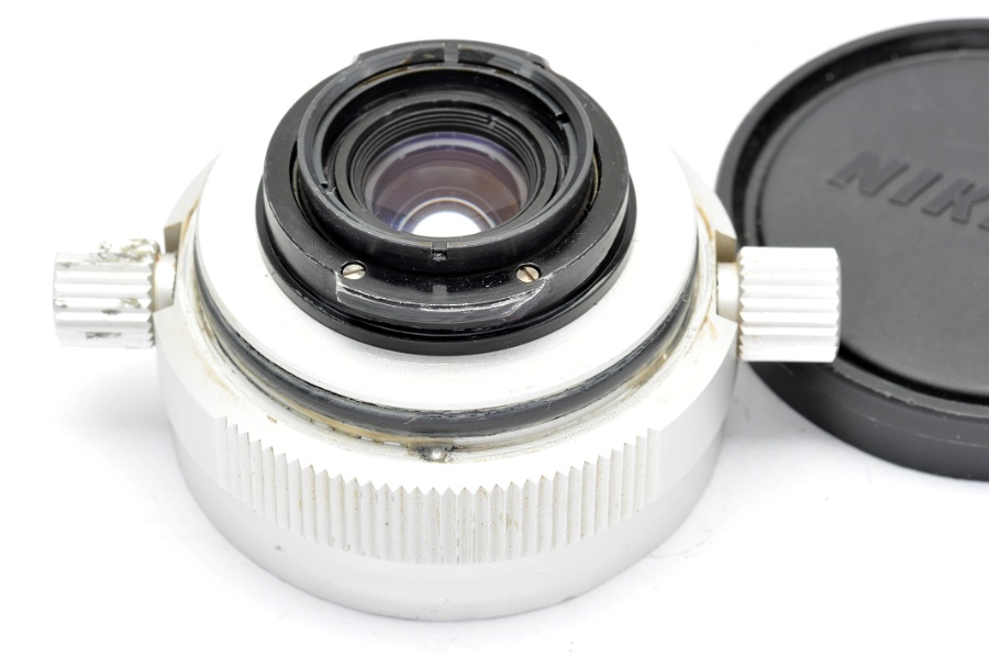 Copyright © Richard de Stoutz 2010.