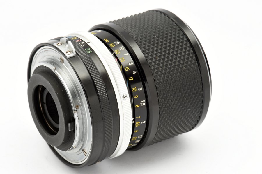 Copyright &copy; Richard de Stoutz 2014.