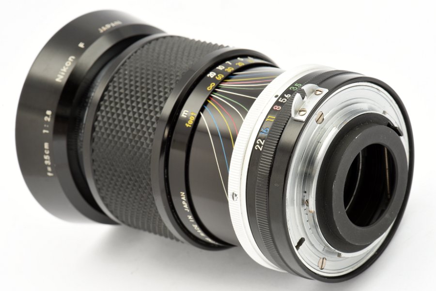 Copyright &copy; Richard de Stoutz 2014.