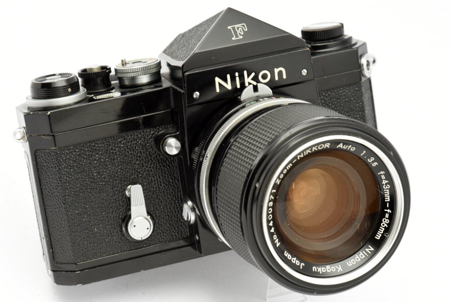 Copyright &copy; Richard de Stoutz 2014.