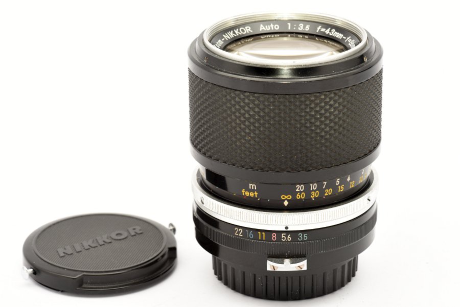 Copyright &copy; Richard de Stoutz 2014.