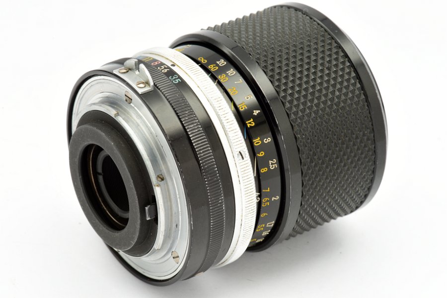 Copyright &copy; Richard de Stoutz 2015.