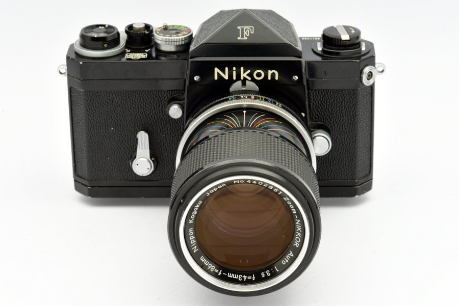 Copyright &copy; Richard de Stoutz 2015.