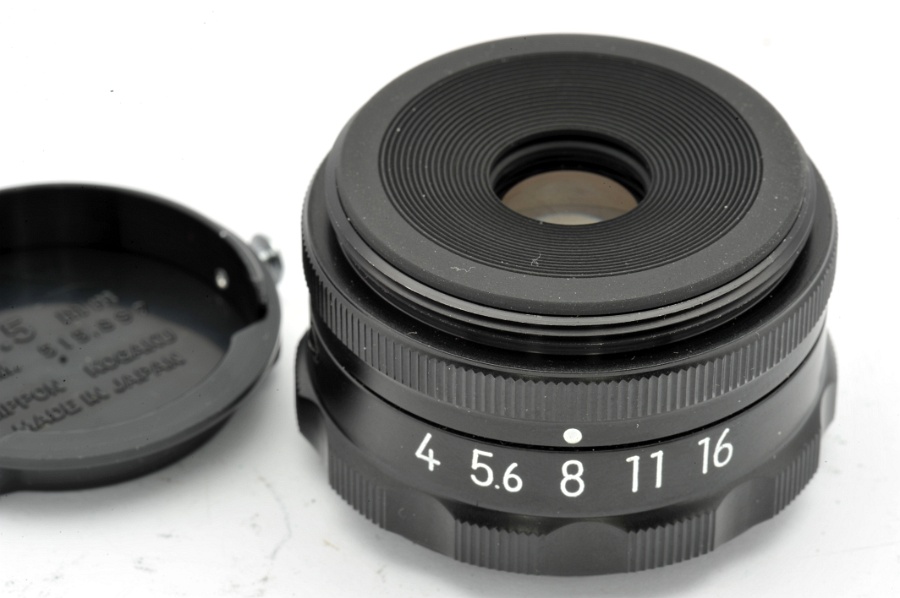 Copyright © Richard de Stoutz 2011.