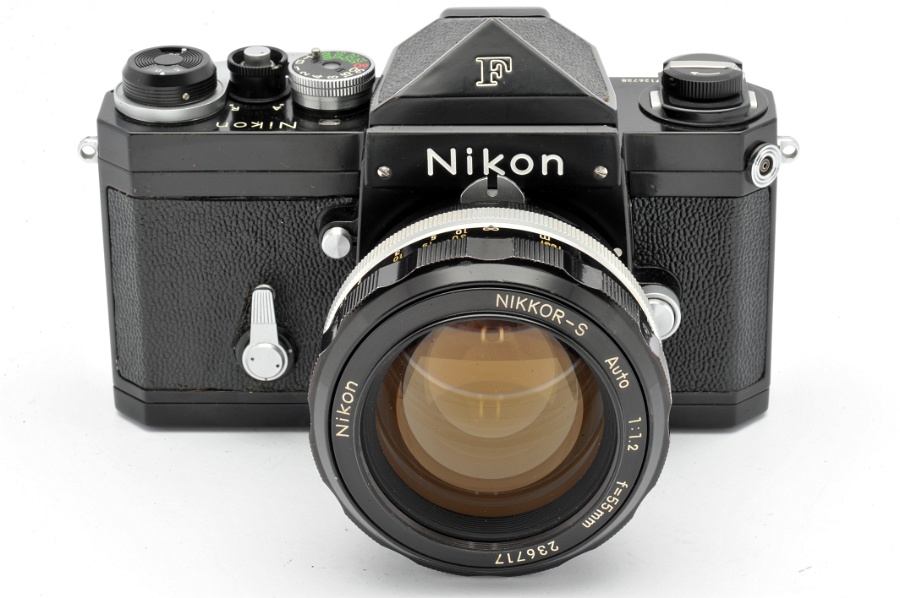 Copyright &copy; Richard de Stoutz 2012.