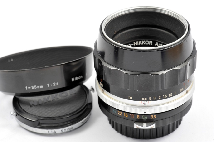 Copyright &copy; Richard de Stoutz 2010.