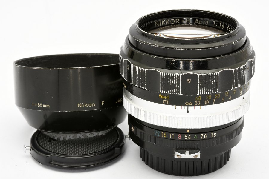 Copyright © Richard de Stoutz 2019.