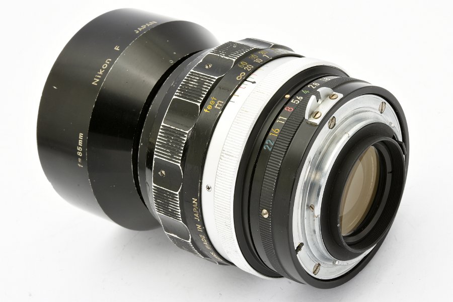 Copyright © Richard de Stoutz 2019.