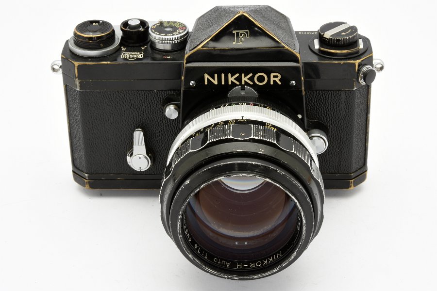 Copyright © Richard de Stoutz 2019.