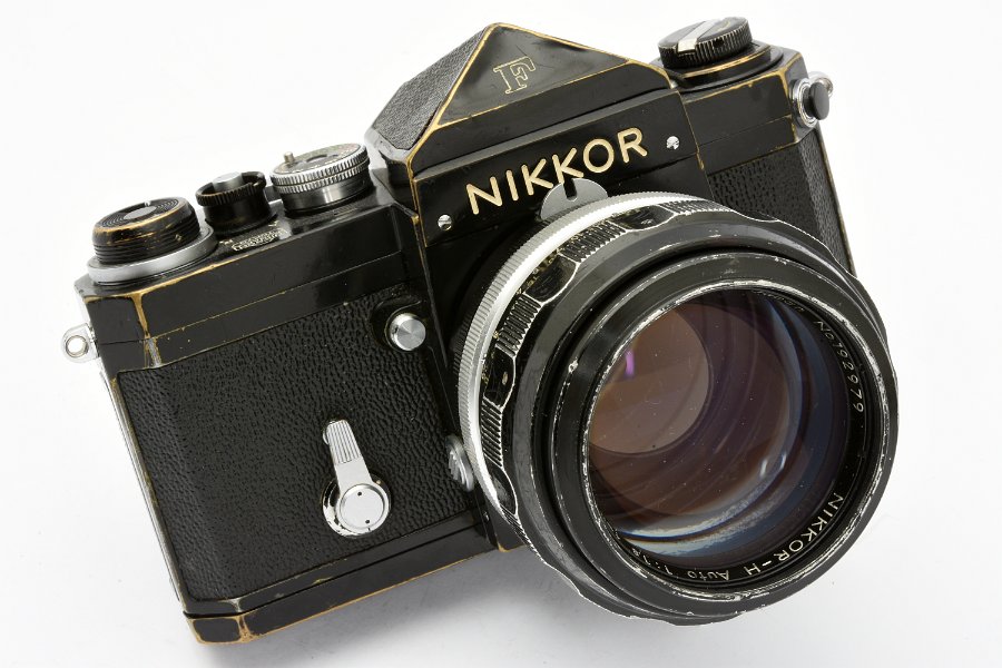 Copyright © Richard de Stoutz 2019.