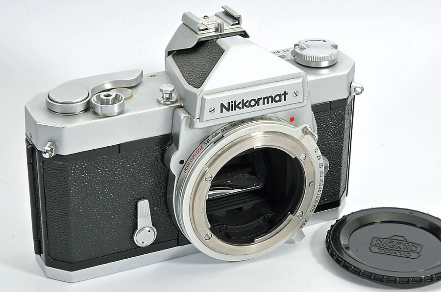 Copyright &copy; Richard de Stoutz 2018.