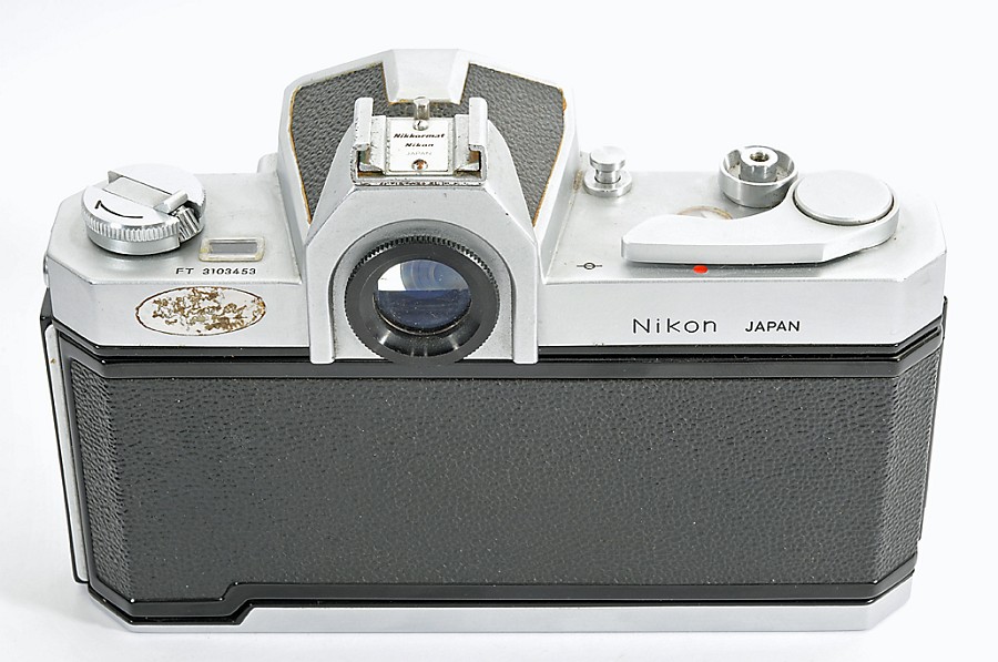 Copyright &copy; Richard de Stoutz 2018.