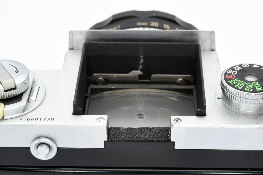 Copyright © Richard de Stoutz 2019.