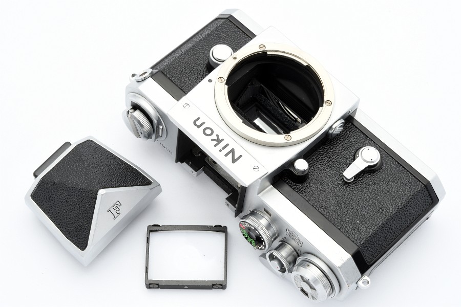 Copyright © Richard de Stoutz 2019.