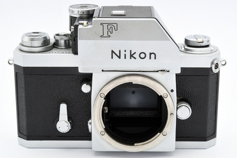 Copyright &copy; Richard de Stoutz 2019.