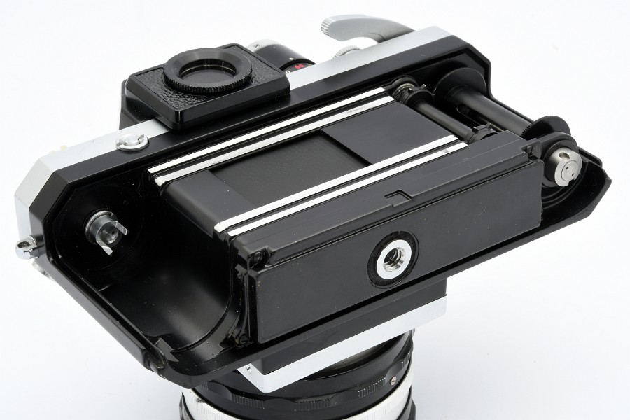 Copyright &copy; Richard de Stoutz 2019.