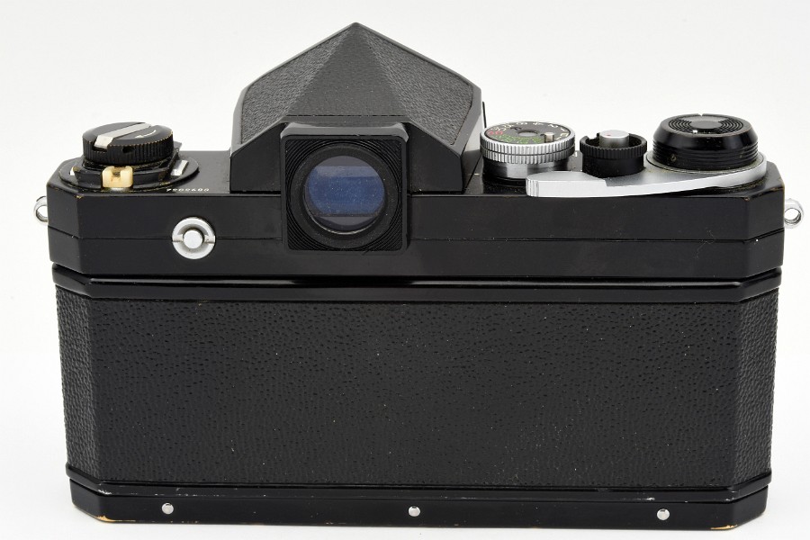 Copyright &copy; Richard de Stoutz 2023.