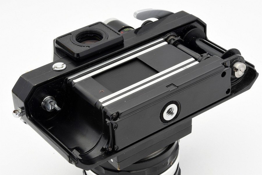 Copyright &copy; Richard de Stoutz 2021.