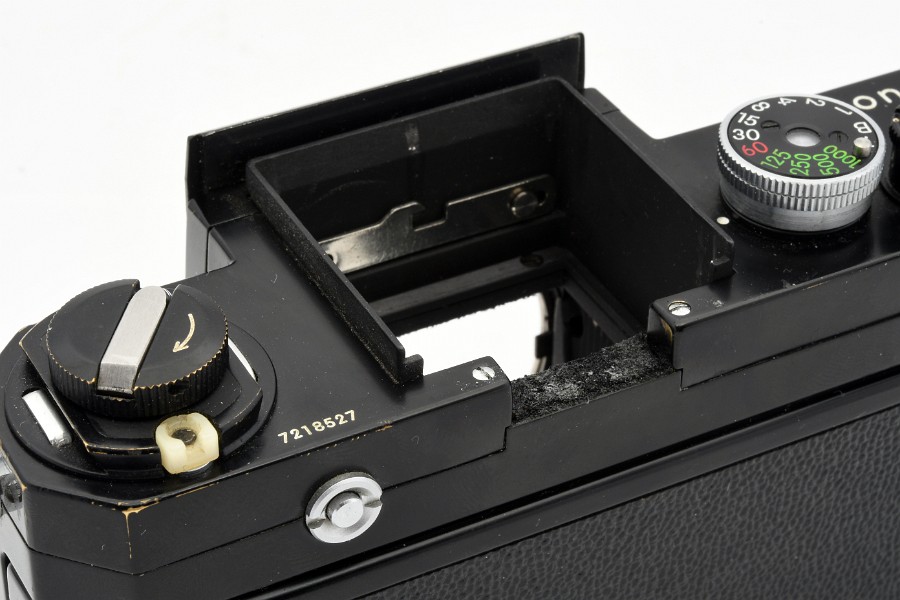 Copyright &copy; Richard de Stoutz 2021.