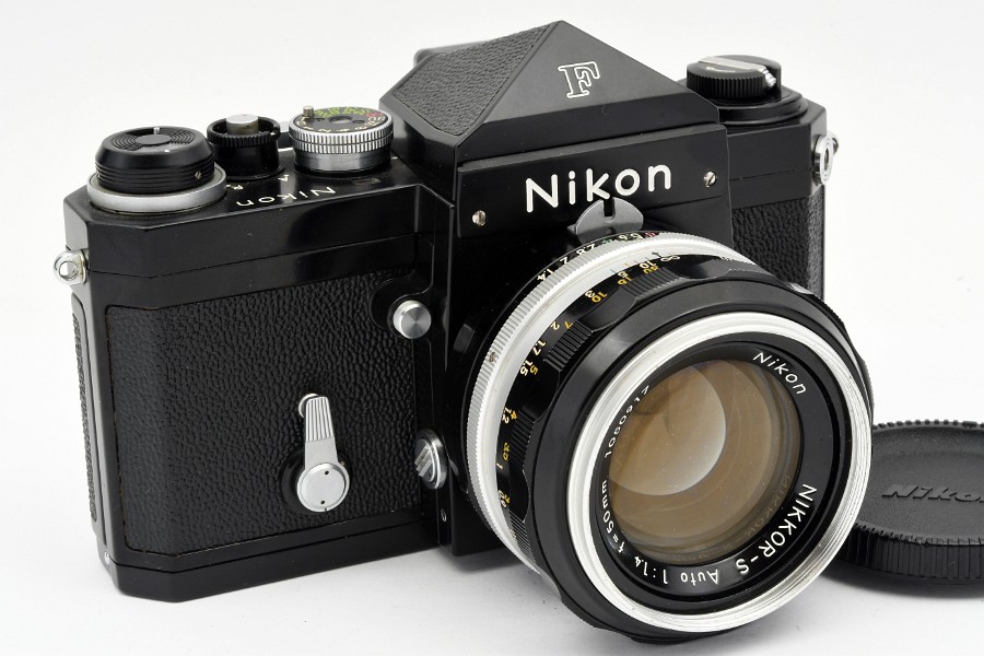 Copyright &copy; Richard de Stoutz 2009.