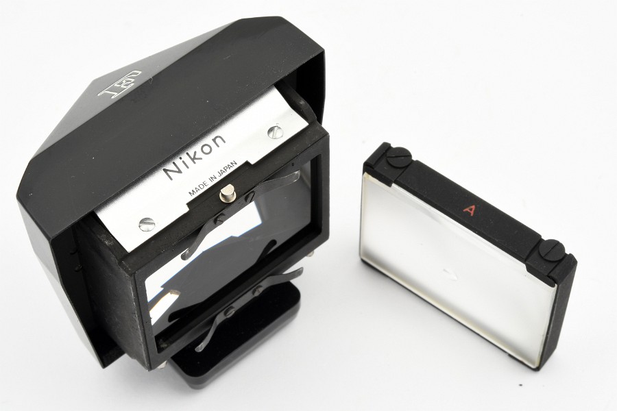 Copyright &copy; Richard de Stoutz 2023.