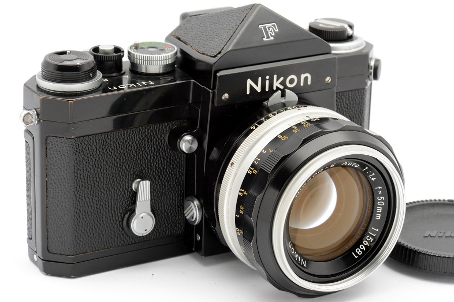 Copyright &copy; Richard de Stoutz 2012.