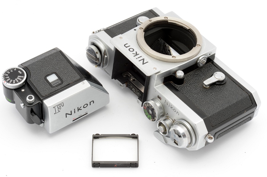 Copyright &copy; Richard de Stoutz 2012.