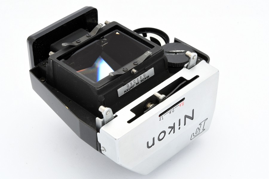 Copyright &copy; Richard de Stoutz 2012.