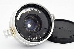 Copyright © Richard de Stoutz 2010.