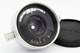 Copyright © Richard de Stoutz 2010.