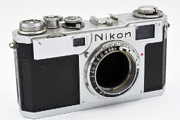 Copyright &copy; Richard de Stoutz 2023.